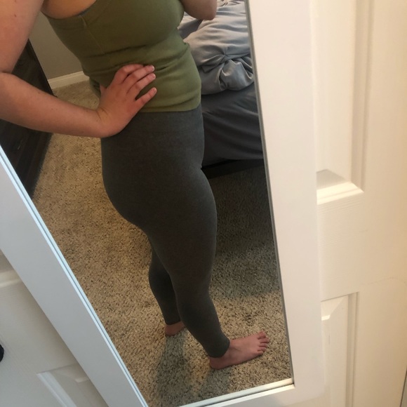 Aerie Grey Medium High Rise Leggings - Picture 1 of 7